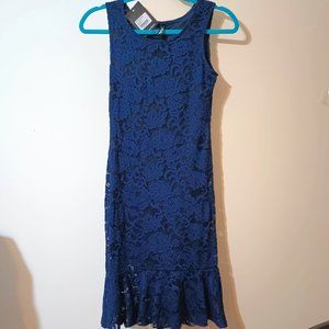NWT~White Mark Sleeveless Lined Lace Navy Blue Dress w/ Ruffle Bottom Size Small